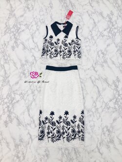 DR Set เซทเสื้อกับกระโปรงแสนสวย