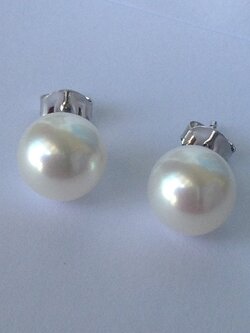 ต่างหูไข่มุกแท้ 7-7.5 มิล กลม ก้านเงินแท้ สีขาว