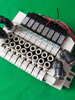 โซลินอยวาล์ว 24VDC ยี่ห้อ KOGANEI สภาพสวย ขายตามสภาพ(ไม่ได้เช็ค)