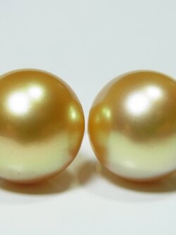 ไข่มุกเม็ดเดี่ยว south sea ขนาด 11-12 มิล กลม สีทอง เกรด AAA