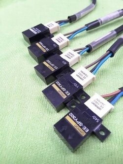 เซ็นเซอร์แบบสะท้อนแสง ยี่ห้อ Omron