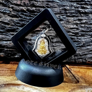 เลี่ยมกรอบผ่าหวายเงินแท้ องค์ท้าวเวสสุวรรณ The Guardian Vessavana Sterling silver 925 NSSV3038