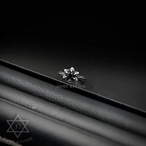 แหวนคัสต้อมพิเศษ พลอยจากคุณแม่ ลงเรือนลายดอกไม้ พลอย 6mm Sterling Silver 925 NSRG3462