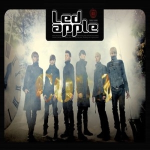 [PRE-ORDER] Led Apple - 1st Single Album "CODA"