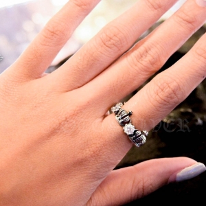 แหวนเงินแท้ ทรงมงกุฎ ฝัง Cubic Zirconia Sterling Silver 925 NSRG1390