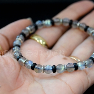 สร้อยข้อมือลาบราโดไรต์ (หินพ่อมด) สลับเงินแท้และกะลาตาเดียว ปลุกเสกแล้ว วัดศีรษะทอง (วัดพระราหู) NSSV2024