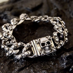 ข้อมือเงินแท้ลายกะโหลก Sterling Silver 925 NSSK703