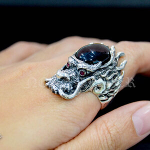 แหวนเงินแท้ หัวมังกรฝังนิล Sterling Silver 925 NSRG1817