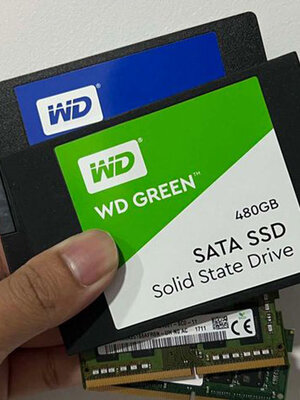 รับซื้อเอสเอสดีใหม่ | รับซื้อ SSD NVMe | รับซื้อ SSD Sata เช็คราคาได้ตลอดเวลา line @buyall โทร 081-9160211