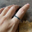 แหวนเงินแท้ นิล 2.25mm รอบวง ทรงกลม รมดำ เน้นอักษรชัดๆ Sterling Silver 925 NSRG2528