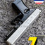 ปืนอัดลมเหล็ก Glock 18 ขนาดเล็ก สีทูโทน ชักยิงทีล่ะนัด ลำกล้องยาว 6 นิ้ว หนัก 307 กรัม ใช้ลูกกระสุนพลาสติก 6 มิล
