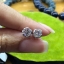 ต่างหูเงินแท้ เฟลอร์เดอรลีส์ ทรงเล็ก ชุบทองคำขาว ฝังเพชร 5mm NSER1695