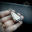 เลี่ยมผ่าหวายเงินแท้ พลาสติกกันน้ำ บัว2หูบนล่าง Sterling Silver 925 NSSV3123
