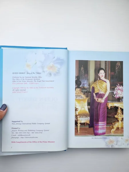 QUEEN SIRIKIT glory of the Nation image 2 QUEEN SIRIKIT glory of the Nation image 2